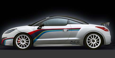 Peugeot - Basata sulla RCZ 1.6 THP 200CV, la RCZ Racing Cup Replica  un auto da track day. Questa versione di RCZ  la replica della vettura protagonista del Trofeo RCZ Racing Cup.