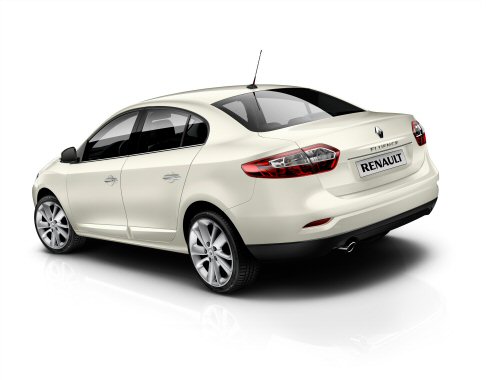 Renault - La nuova Renault Fluence propone nel design il nuovo stile del marchio, avvalendosi di luci diurne a LED che contribuiscono ad accentuare il suo look moderno. 
