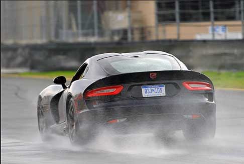 SRT - New Viper SRT GTS la nuova supercar americana