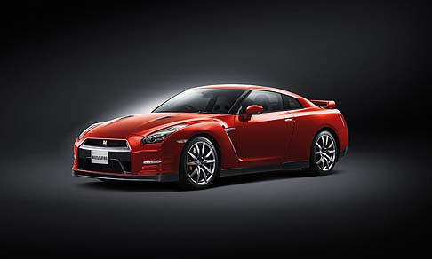 Nissan - Commercializzata sul mercato interno a partire dal 2 dicembre, Nssan GT-R 2014 raggiunger tutti i principali mercati mondiali.