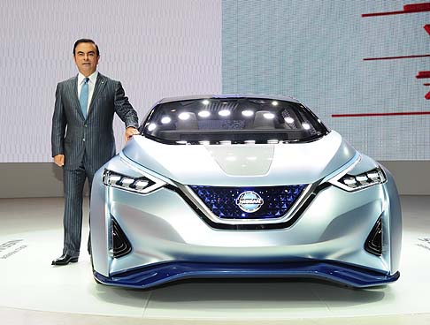 Nissan -  Il Salone di Tokyo  lo scenario dove Nissan presenta una concept car che anticipa il futuro in fatto di mobilit.