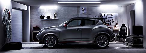 Nissan - Juke NISMO RS  disponibile in tre colori, White Pearl, Black Metallic e Silver Grey.