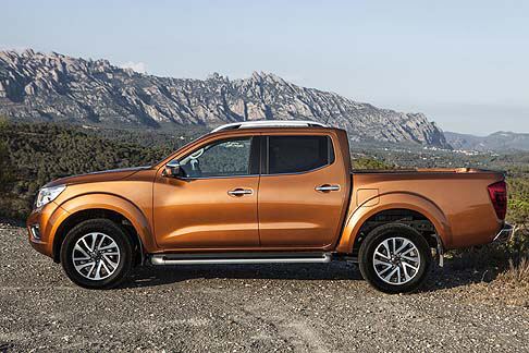 Nissan - Nissan ha studiato per il modello Double Cab un nuovo sistema di sospensioni posteriori a cinque link