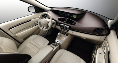 Renault - Renault Scnic XMOD CROSS, Scenic XMOD e Renault Scnic adottano le 3 recenti motorizzazioni Energy.