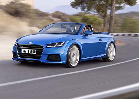 Audi - Il nuovo motore a 4 cilindri, sovralimentato e con iniezione diretta, eroga 180 CV a 5100 giri/minuto.