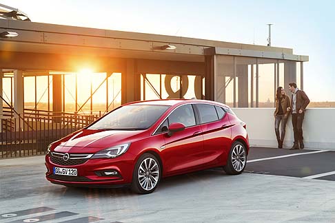 Opel Astra 2016