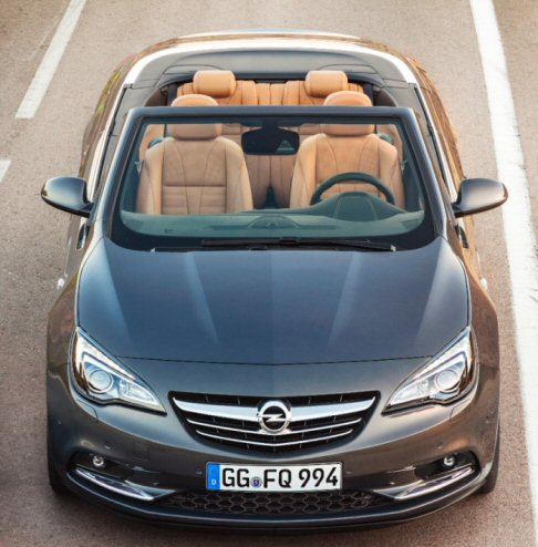 Opel - Tra le dotazioni dedicate alla sicurezza Opel Cascada vanta un sistema di fari anteriori autoadattivi AFL+Adaptive Forward Lighting) con 11 funzioni automatiche.