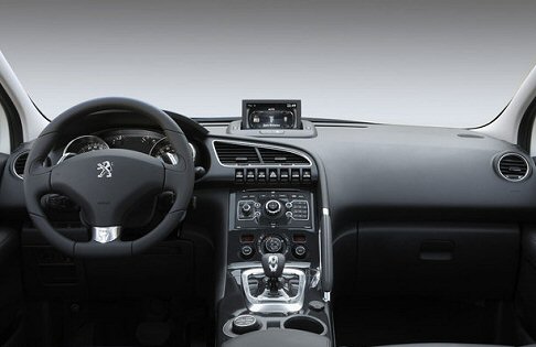 Peugeot - Peugeot 3008 Hybrid4  il primo veicolo ibrido disel presente sul mercato