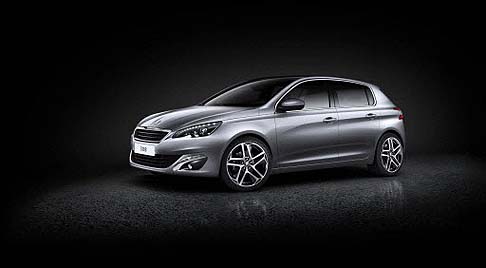 Peugeot - Realizzata sulla nuova piattaforma modulare EMP2, la Peugeot 308 presenta dimensioni compatte e peso ridotto (-140kg).