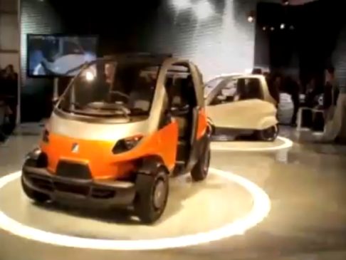 Paiggio - Microcar Piaggio NT3 quattroruote al salone Eicma
