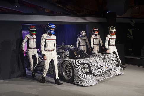 Porsche - Porsche 919 ibrida progetto LMP1 e i drivers