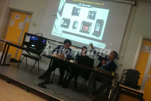 Conferenza Stampante 3D Isit Cento (Fe) - Presentazioni modelli stampanti in 3D alla scuola superiore Industriale di Cento (Ferrara)