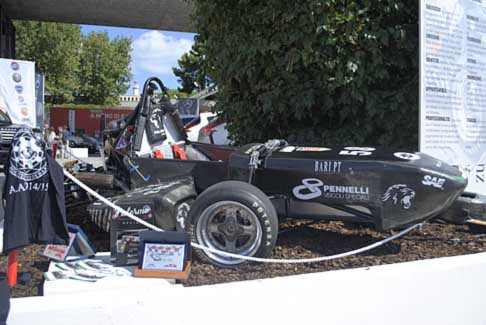 Poliba Corse - Il prototipo PC3-13 gareggia nel campionato Formula SAE, una competizione tra studenti universitari organizzata dalla Society of Automotive Engineers