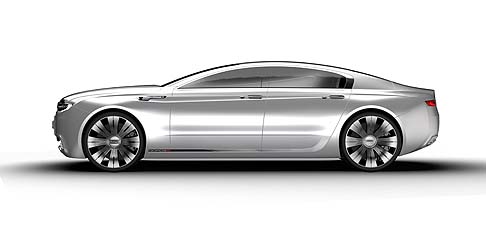 Qoros - Presentato presso il Coventry University Degree Show come un modello in scala 1:4.5, la berlina interpreta gli stilemi del concetto di design New Premium sviluppato da Qoros, attingendo da alcuni modelli attualmente disponibili sul mercato.