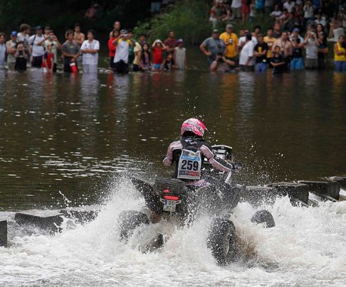 Yamaha - Dakar 2011 Carmelia Liparotti su quadriciclo YFM 700 R Yamaha