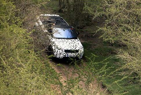 Land Rover - La vettura sembra aver superato brillantemente i rigorosi test effettuati in tutto il mondo.