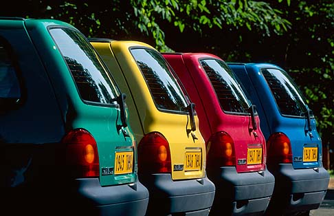 Renault - Il 28 giugno 2007 viene prodotta in Europa lultima Twingo 1, che ha venduto oltre 2.500.000 di unit in 14 anni.