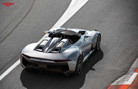 Rezvani - Per la BEAST 300 Launch Edition, i primi due fortunati clienti dovranno sborsare 99,500 dollari. Pi cara la BEAST 500, venduta a partire da 124.900 dollari.