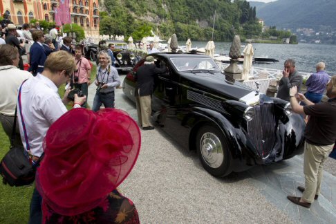 Rolls Royce - Nel 1934 fu rimodellata dal carrozziere belga Jonckheere, che le diede le forme attuali.