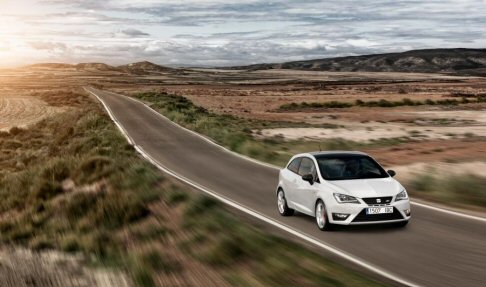 Seat - Il sistema di controllo della stabilit ESP insieme al dispositivo di partenza assistita in salita fanno parte del pacchetto sicurezza offerto di serie sulla Ibiza CUPRA.