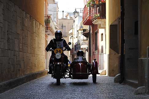 5^ tappa Acquaviva delle Fonti - Sidecar in gara alla Milano Taranto passaggio ad Acquaviva delle Fonti, Bari