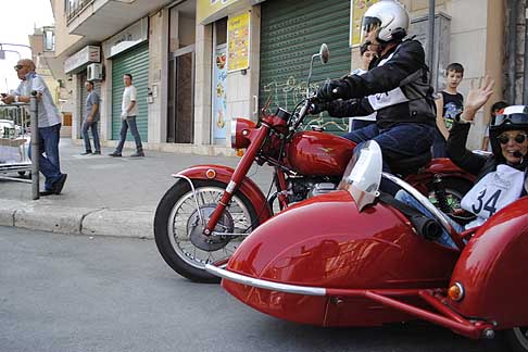 5^ tappa Acquaviva delle Fonti - Sidecar per la Milano Taranto per la 5^ tappa di Acquaviva