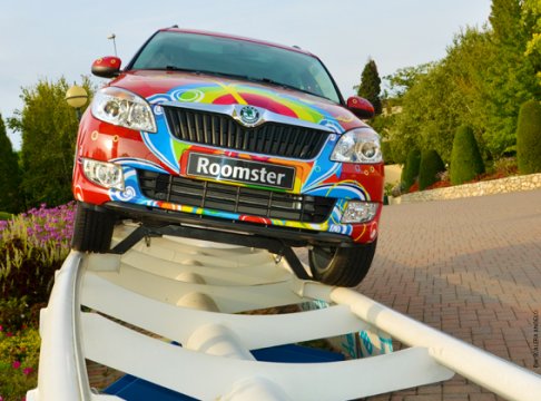 Skoda - La partnership tra Skoda e Gardland Resort sembra essersi consolidata visto che per il terzo anno di seguito, la casa automobilistica ha deciso di essere il partner ufficiale del Parco divertimenti