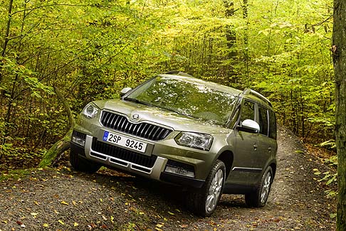 Skoda - Sia Yeti che Yeti Outdoor sono proposti in tre distinti allestimenti: Active, Ambition, Elegance. Il listino prezzi parte da 19.260 Euro. 