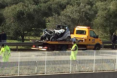 Crash - City car Smart incidentata sul carroattrezzi, dove muore un giovane di 38 anni ad Acquaviva delle Fonti - Bari
