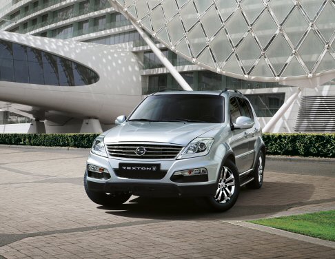 Ssangyong - Lo stand del costruttore attende un protagonista della gamma, il nuovo Rexton, SUV Premium dalla veste stilistica rinnovata.
