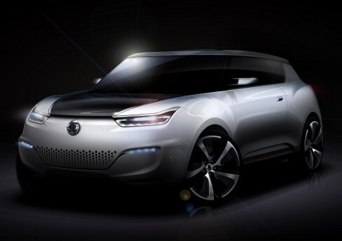 Ssangyong - Immancabile presenza del parterre parigino, la coreana Ssangyong anticipa attraverso un teaser, linteressante concept ecologica dal cuore elettrico e-XIV Concept.