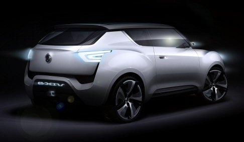 Ssangyong - In dettaglio, il veicolo e-XIV (electric eXcellent User Interface Vehicle)  sia un concept EV della serie XIV, gi vista nelle ultime kermesse del settore e particolarmente apprezzata per il suo design innovativo, sia un concept CUV di segmento B.