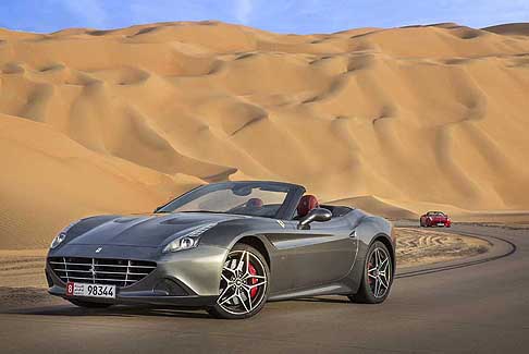 Ferrari a Dubai - Supercar Ferrari California T con tetto rigido e configurazione 2+2, la rendono unica in termini di fruibilit