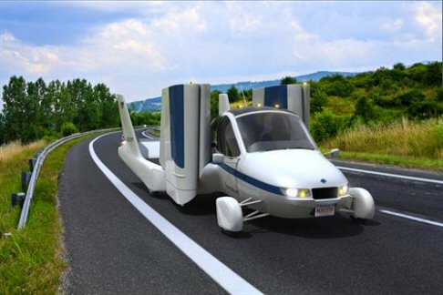 Terrafugia - Gli esemplari gi prenotati sarebbero circa cento e costano 279mila dollari, circa 200mila euro. Per guidare/pilotare la Terrafugia Transition Flying Car  sufficiente un corso di venti ore. 