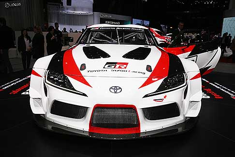Toyota - Supra evoca i concetti di potenza, performance e maneggevolezza