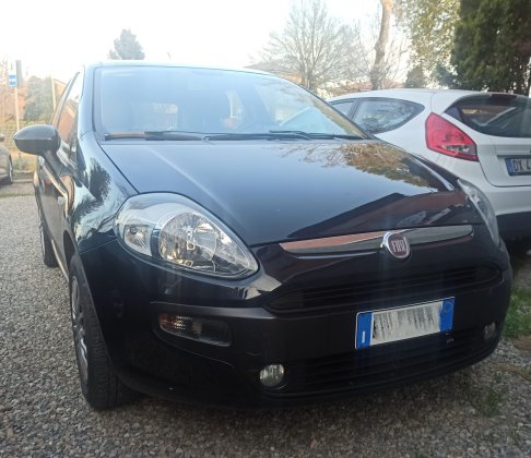 Vendo auto usate - Vendo auto usate Fiat Punto 2023 con alimentazione benzina e GPL