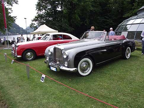 Bentley - Concorso di Eleganza Villa dEste 2012 - Bentley S1 Continental: con la Drophead Coup del 1957 e la rossa Coup Fastback del 1958