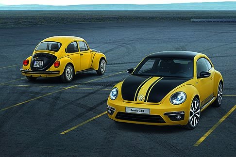 Volkswagen - A differenza del vecchio Maggiolino, la Beetle GSR pu essere ordinata anche in Grigio Platino/Nero. 