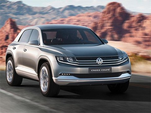 Volkswagen - L�aspetto originale e le forme scolpite, frutto del team dei designers guidato da Walter de Silva e Klaus Bischoff, interpretano la nuova svolta stilistica del marchio nell�ambito dei SUV.