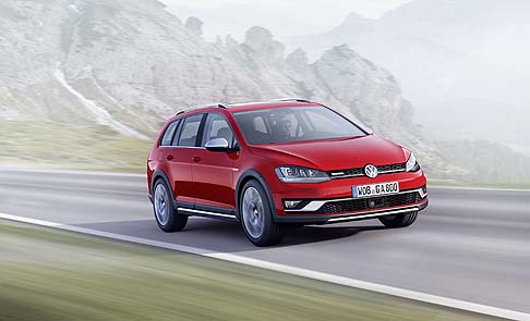 Volkswagen - Versatile e affidabile in ogni condizione stradale, la nuova Volkswagen Golf Alltrack si appresta al debutto ufficiale che avverr durante limminente Salone di Parigi. 