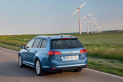 Volkswagen - La gamma delle motorizzazioni si avvale di sette motori turbo a iniezione diretta. 
