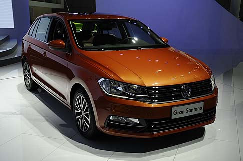 Volkswagen - Parlando invece della Volkswagen Gran Santana, la vettura, realizzata anche per il mercato cinese, giunger nelle strade entro il 2015.