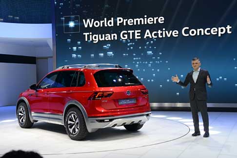 Volkswagen - Primo SUV realizzato sulla base del pianale modulare trasversale MQB, la Tiguan si distingue anche per lo sfruttamento ottimale dello spazio. 