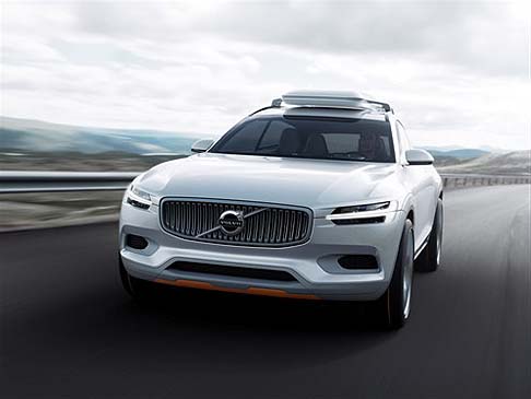 Volvo - Strettamente legata ai dettagli di stile del modello Concept Coup, vettura presentata durante il Salone di Francoforte 2013, la XC Concept Coup presenta elementi di differenziazione.