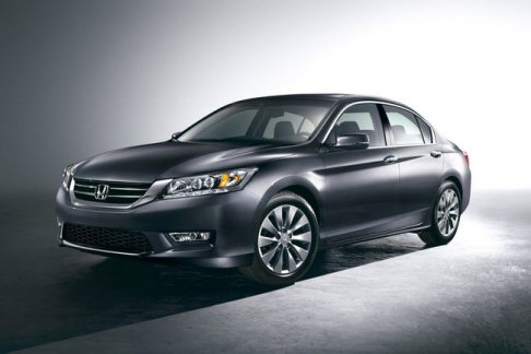 berlina Accord 2013