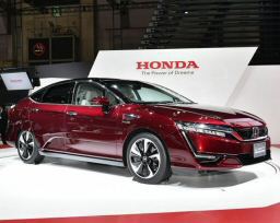 Honda Clarity Fuel Cell