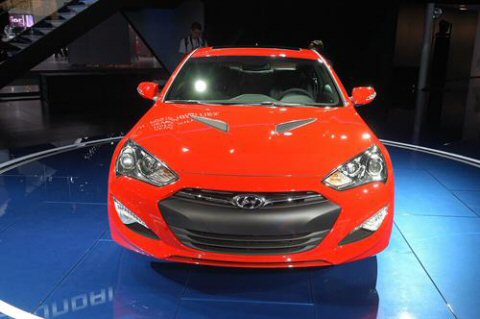 Hyundai Genesis 2012