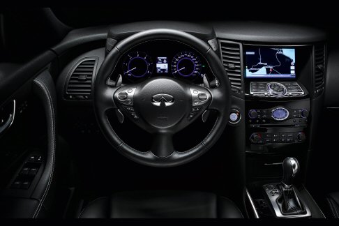 Infiniti FX Black and White Edition