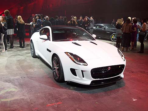 Jaguar F-Type Coup 2014