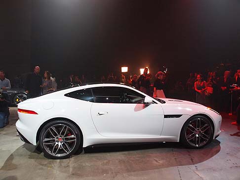 Jaguar F-Type Coupè 2014